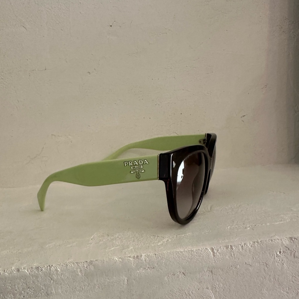 Prada Black and light green sunglasses - Picture 3 of 6